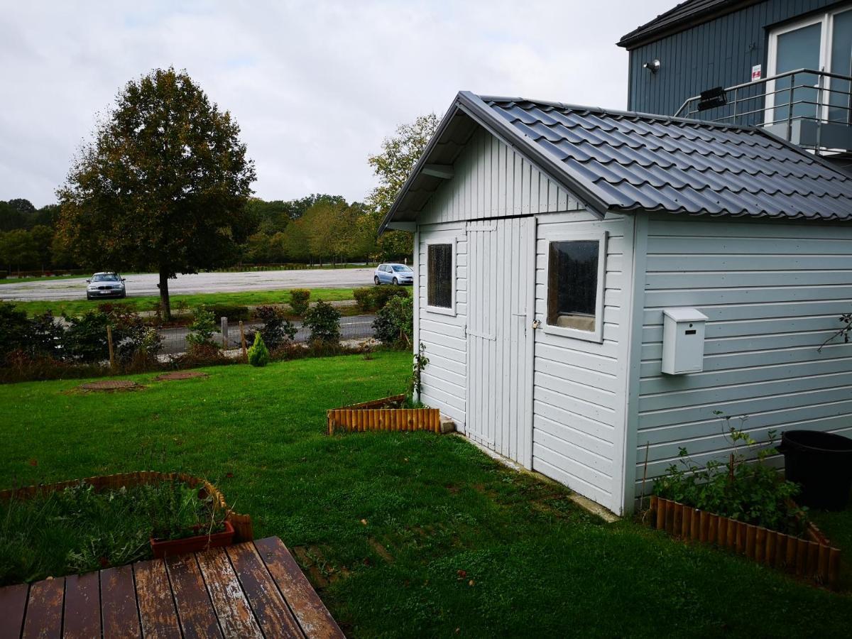 Bungalow du Lac Froid Chapelle Bagian luar foto